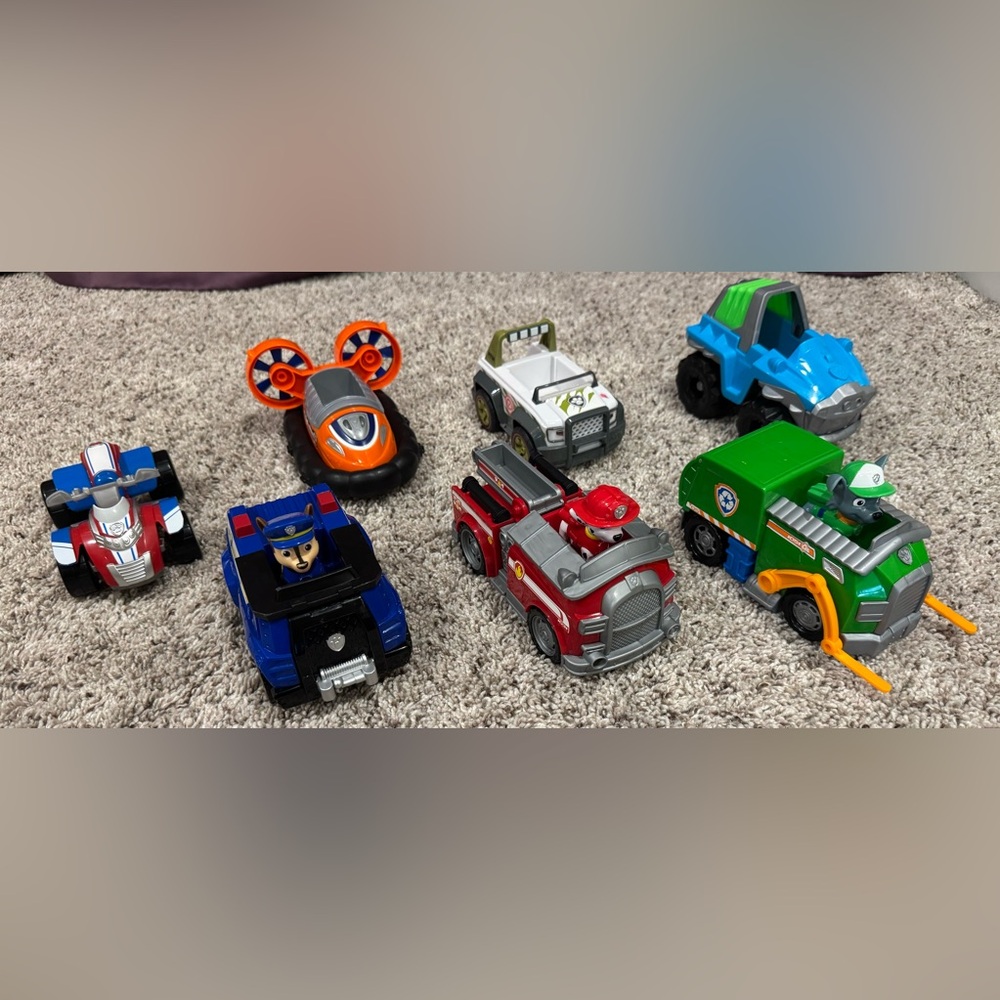 PAW Patrol Vehicles & Figures Lot - Picture 2 of 2